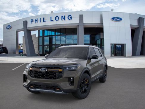 Used 2026 Ford Explorer Tremor w/ Tremor Convenience Package AWD/4WD image 2