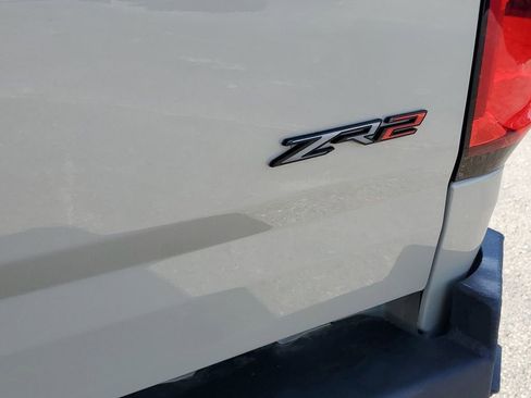 Used 2021 Chevrolet Colorado ZR2 w/ ZR2 Dusk Special Edition image 31