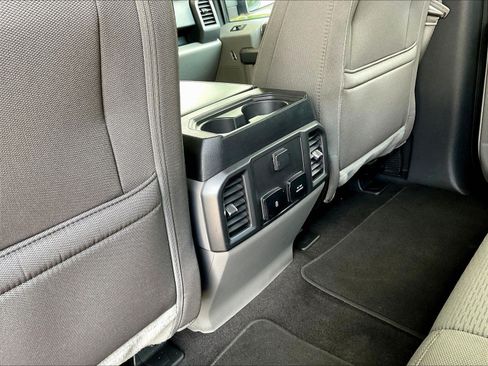 Used 2020 Ford F150 XLT w/ Equipment Group 302A Luxury AWD/4WD image 11