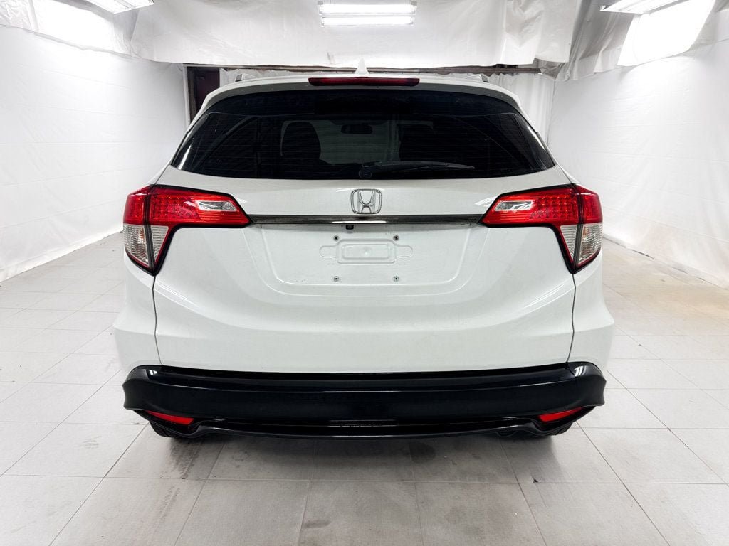 Used 2019 Honda HR-V Sport image 4
