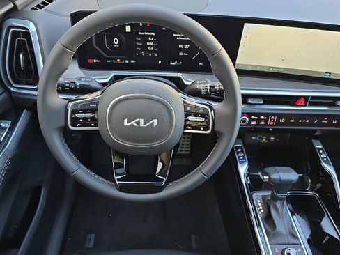 New 2025 Kia Sorento SX image 10