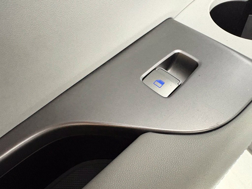 Used 2025 Hyundai Palisade SEL FWD image 36
