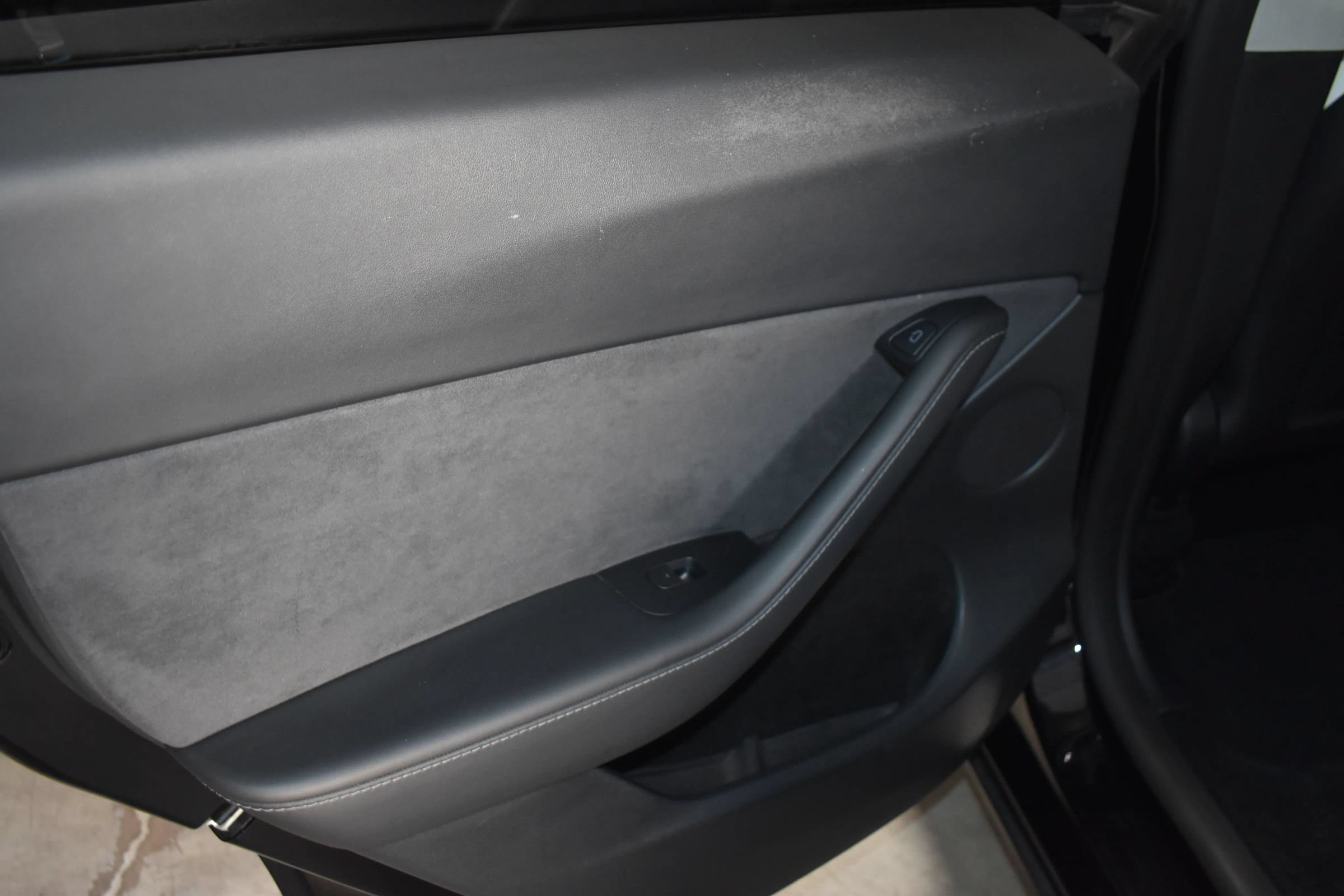 Used 2023 Tesla Model Y Long Range AWD/4WD image 22