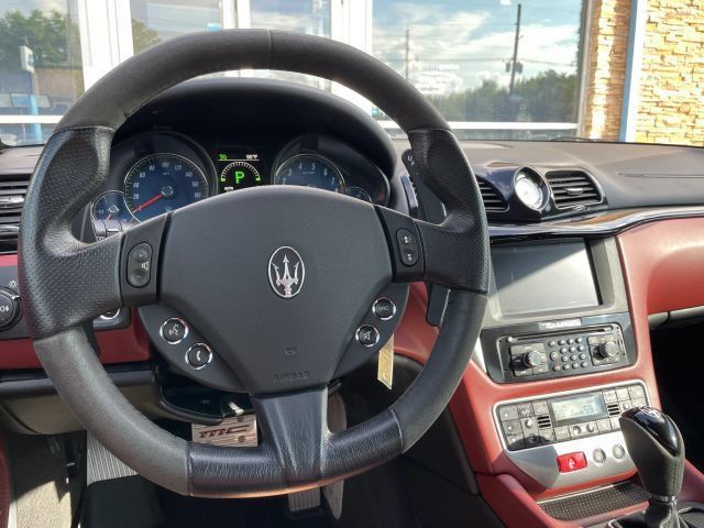 Used 2016 Maserati GranTurismo Sport RWD image 23