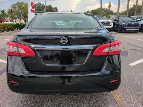 Used 2015 Nissan Sentra S FWD image 7