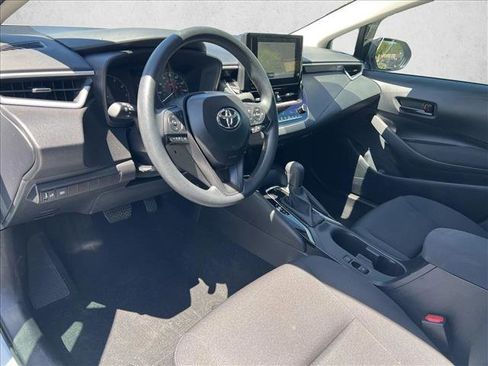 Certified 2025 Toyota Corolla LE image 9