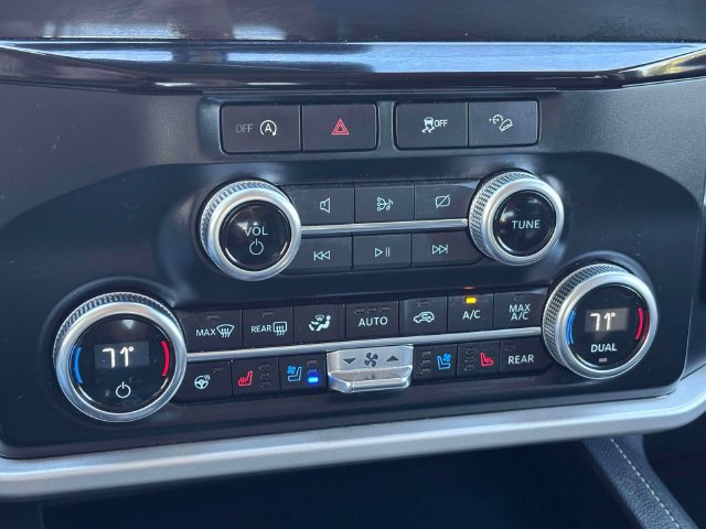 Used 2024 Ford Expedition XLT AWD/4WD image 24