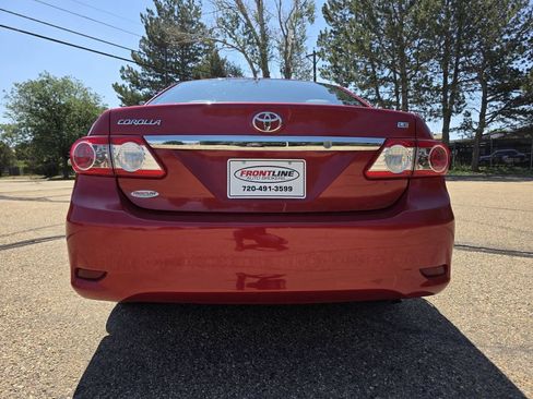 Used 2011 Toyota Corolla LE FWD image 5