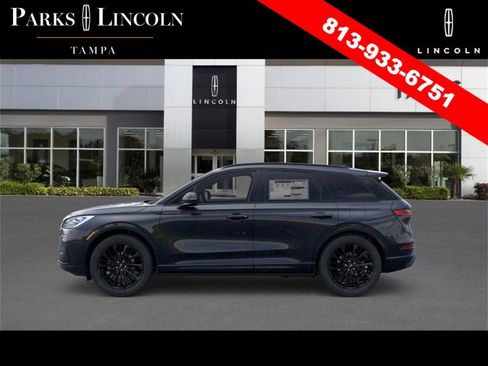 New 2026 Lincoln Corsair Reserve w/ Jet Appearance Package image 3