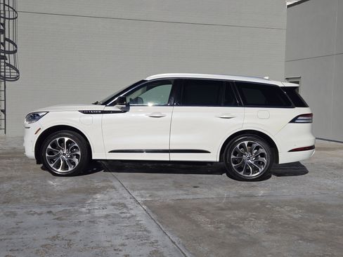 Used 2022 Lincoln Aviator Grand Touring w/ Equipment Group 301A image 5