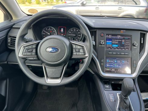 Used 2024 Subaru Outback AWD/4WD image 20