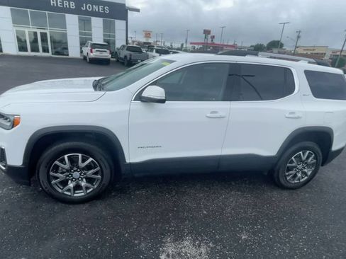 Used 2023 GMC Acadia SLT w/ Preferred Package FWD image 6