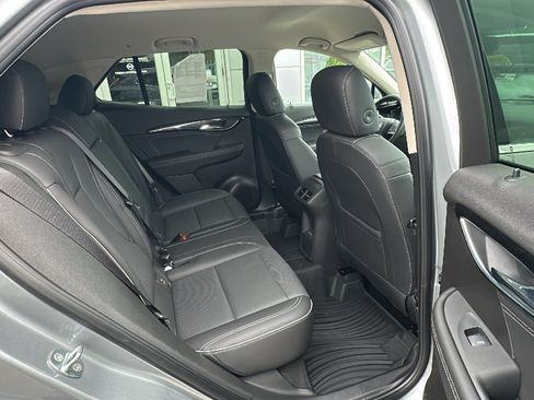Used 2023 Buick Envision Essence AWD/4WD image 24