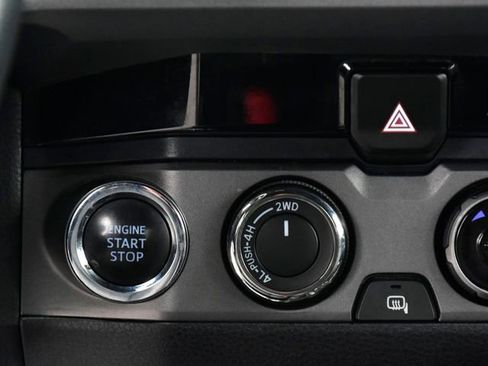 Used 2018 Toyota Tacoma TRD Pro image 25