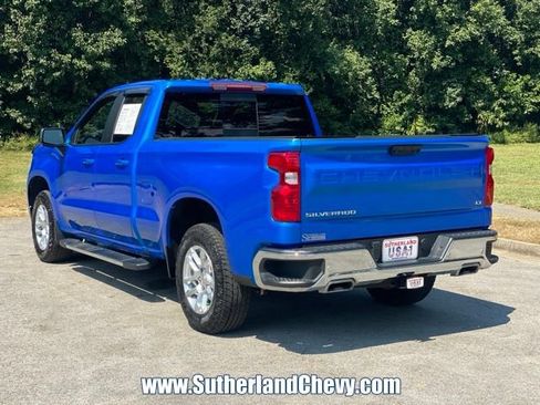 Used 2025 Chevrolet Silverado 1500 LT w/ Z71 Off-Road Package AWD/4WD image 5