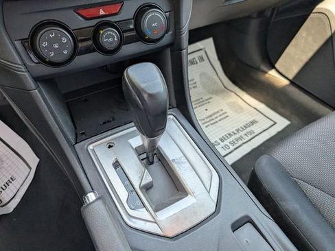 Used 2018 Subaru Crosstrek 2.0i AWD/4WD image 16
