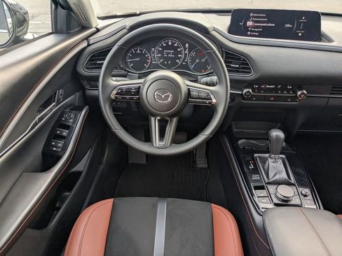 Certified 2025 MAZDA CX-30 Carbon image 18