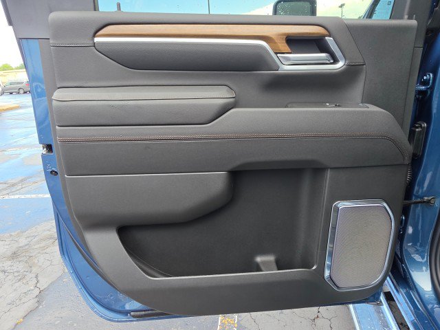 New 2026 Chevrolet Silverado 2500 High Country w/ High Country Premium Package AWD/4WD image 24