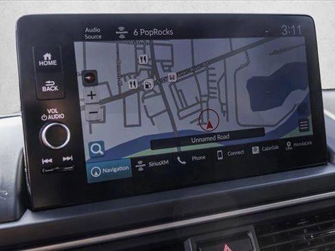 Used 2025 Honda Pilot Black Edition image 18