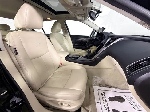 Used 2014 INFINITI Q50 Premium image 24