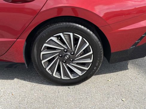 Used 2025 Hyundai Sonata SEL FWD image 5