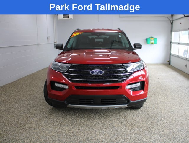 Used 2023 Ford Explorer XLT w/ Equipment Group 202A AWD/4WD image 9
