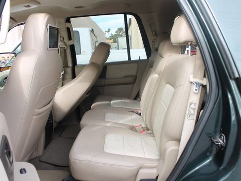 Used 2003 Ford Expedition Eddie Bauer image 24