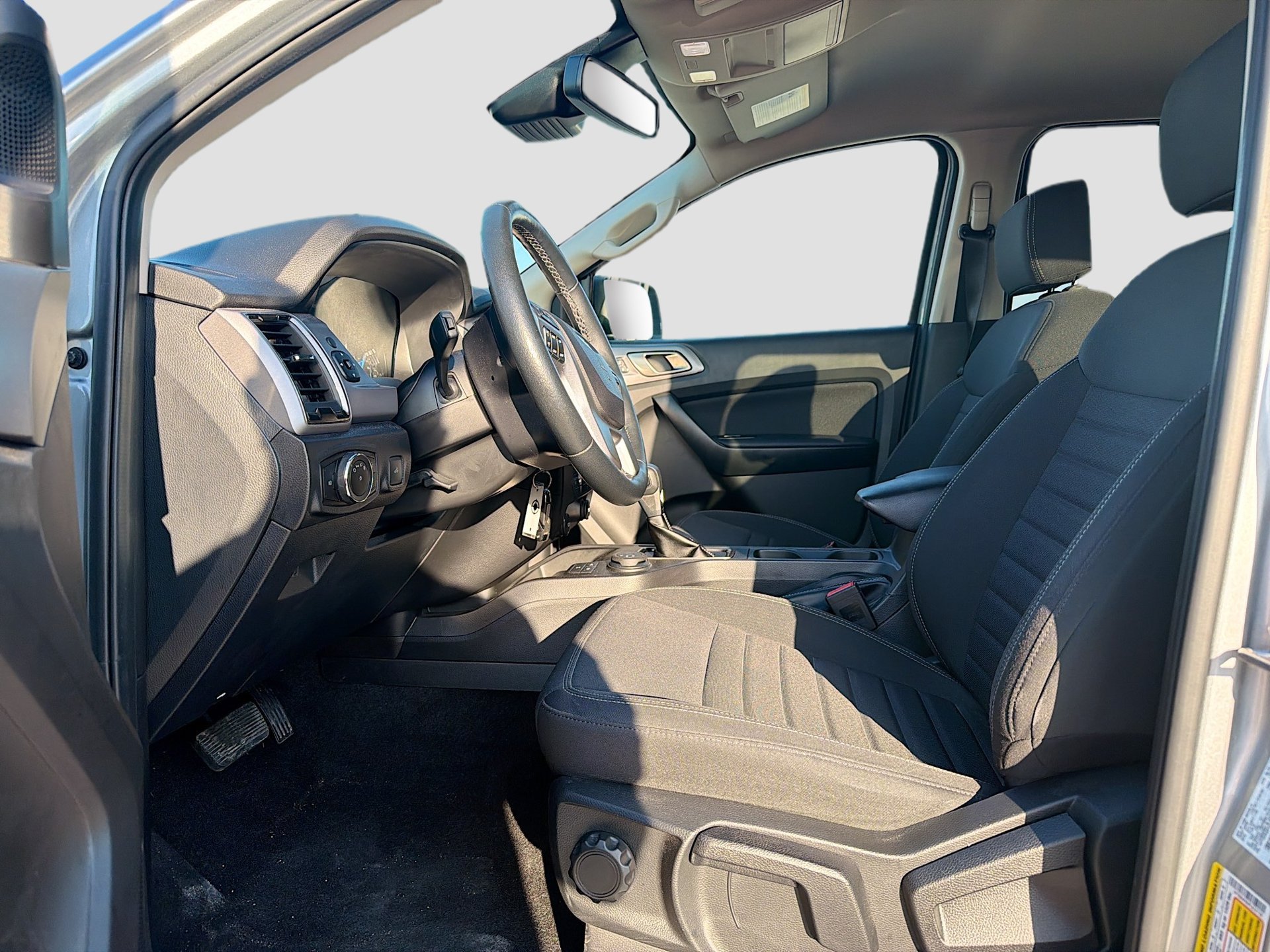 Used 2023 Ford Ranger XLT w/ Equipment Group 301A Mid AWD/4WD image 23