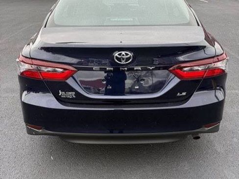 Used 2021 Toyota Camry LE w/ Audio Upgrade Package FWD image 6
