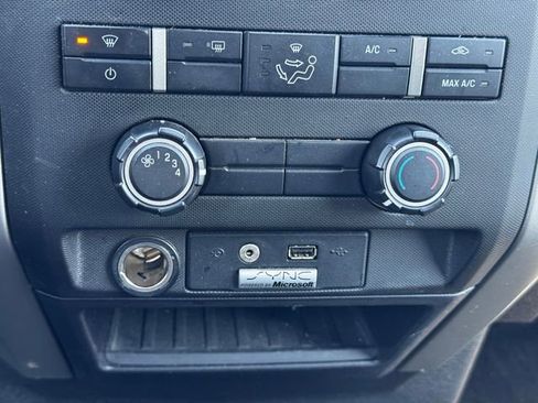 Used 2012 Ford F150 XLT w/ XLT Chrome Pkg image 30
