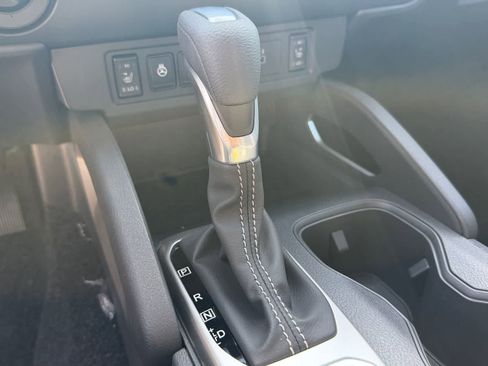New 2026 Nissan Frontier SV AWD/4WD image 30