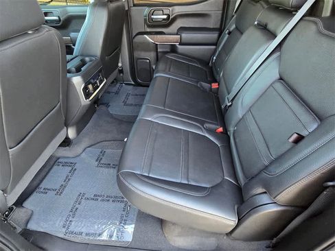 Used 2021 GMC Sierra 1500 Denali w/ Denali Premium Package image 9