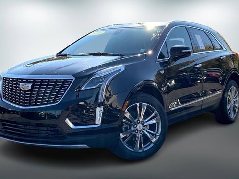 Used 2025 Cadillac XT5 Premium Luxury image 12