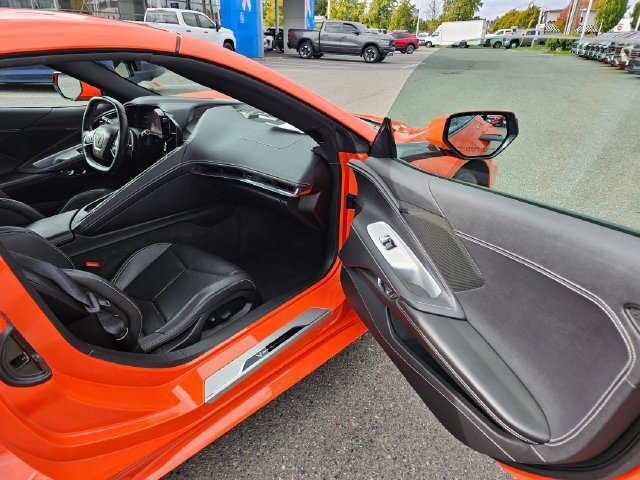 Used 2020 Chevrolet Corvette Stingray Coupe RWD image 10