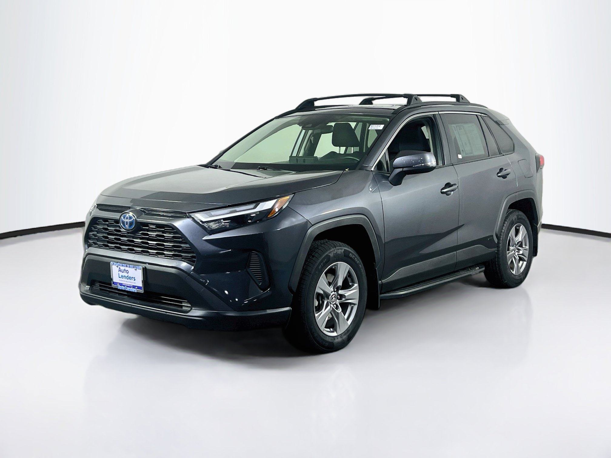 Used 2022 Toyota RAV4 XLE w/ Convenience Package AWD/4WD image 1