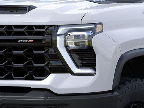 New 2026 Chevrolet Silverado 2500 ZR2 w/ ZR2 Bison Edition AWD/4WD image 10