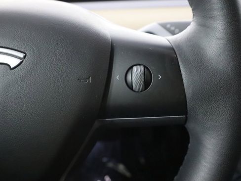 Used 2022 Tesla Model 3 Long Range AWD/4WD image 10