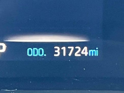 Certified 2024 Toyota Sienna XLE Woodland Edition AWD/4WD image 33