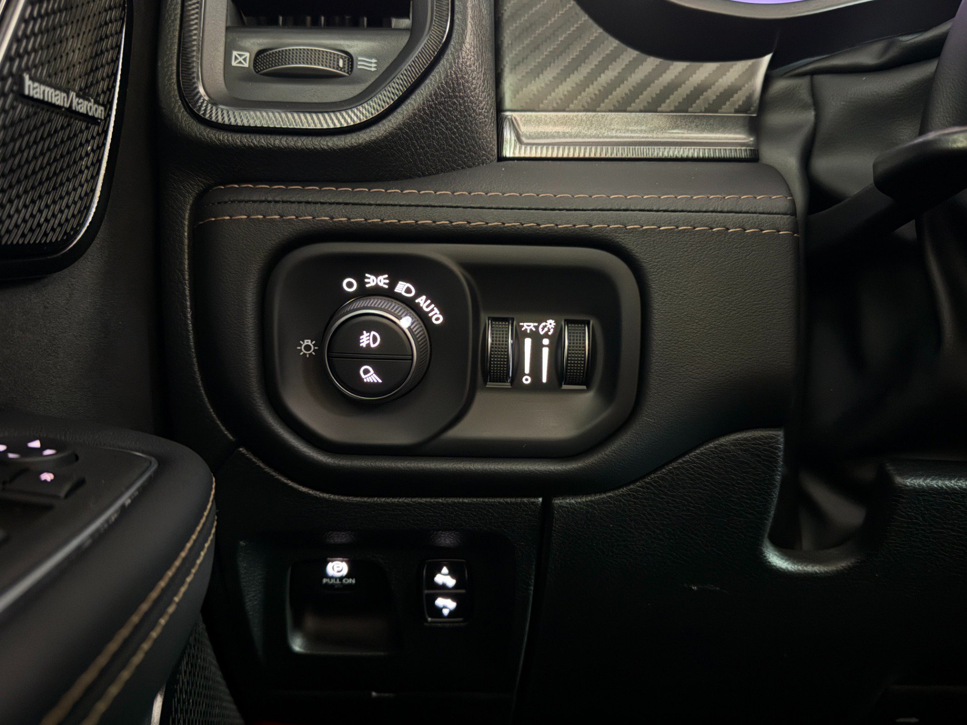 Used 2024 RAM 1500 TRX AWD/4WD image 39