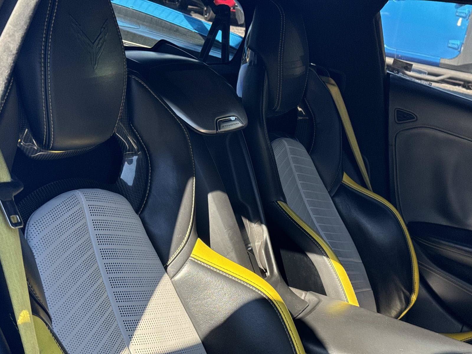 Used 2021 Chevrolet Corvette Stingray Premium Cpe w/ Z51 Performance Package RWD image 26