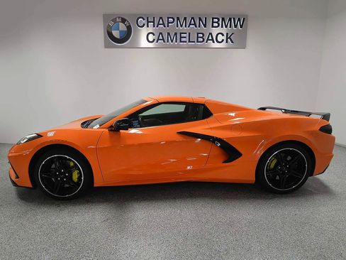 Used 2022 Chevrolet Corvette Stingray Premium Conv w/ Z51 Performance Package RWD image 5