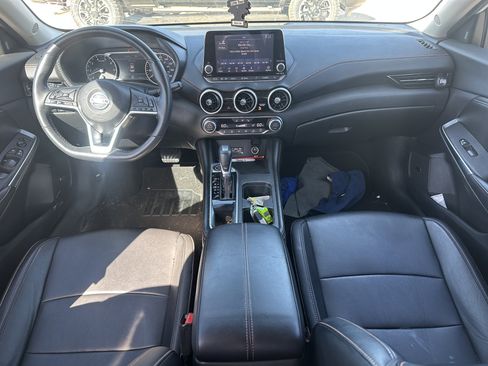 Used 2021 Nissan Sentra SR w/ SR Premium Package FWD image 19