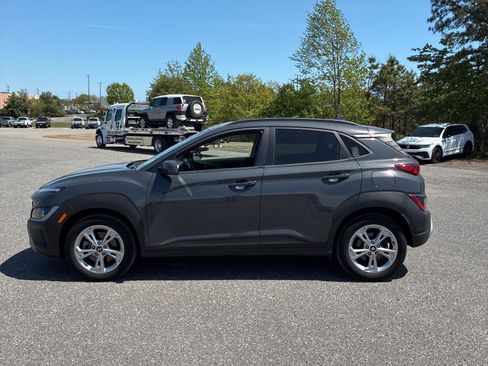 Used 2023 Hyundai Kona SEL w/ Cargo Package AWD/4WD image 2