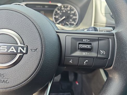 Certified 2024 Nissan Rogue S FWD image 17