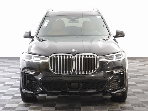 Used 2021 BMW X7 xDrive40i w/ M Sport Package image 24