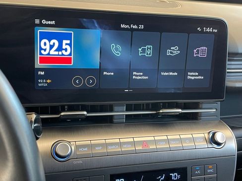 Used 2025 Hyundai Kona SEL image 20