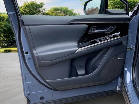 Used 2023 Subaru Solterra AWD image 19