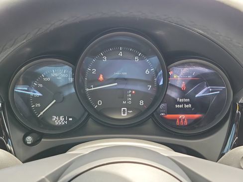 Used 2023 Porsche Macan Turbo AWD/4WD image 18