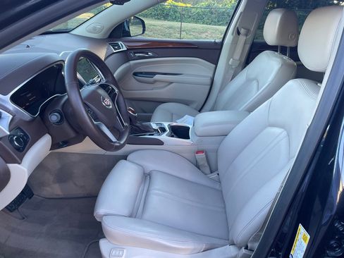 Used 2015 Cadillac SRX Luxury w/ Driver Awareness Package image 12