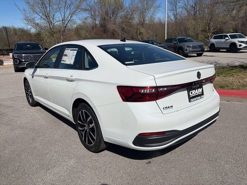 New 2026 Volkswagen Jetta SE FWD image 5